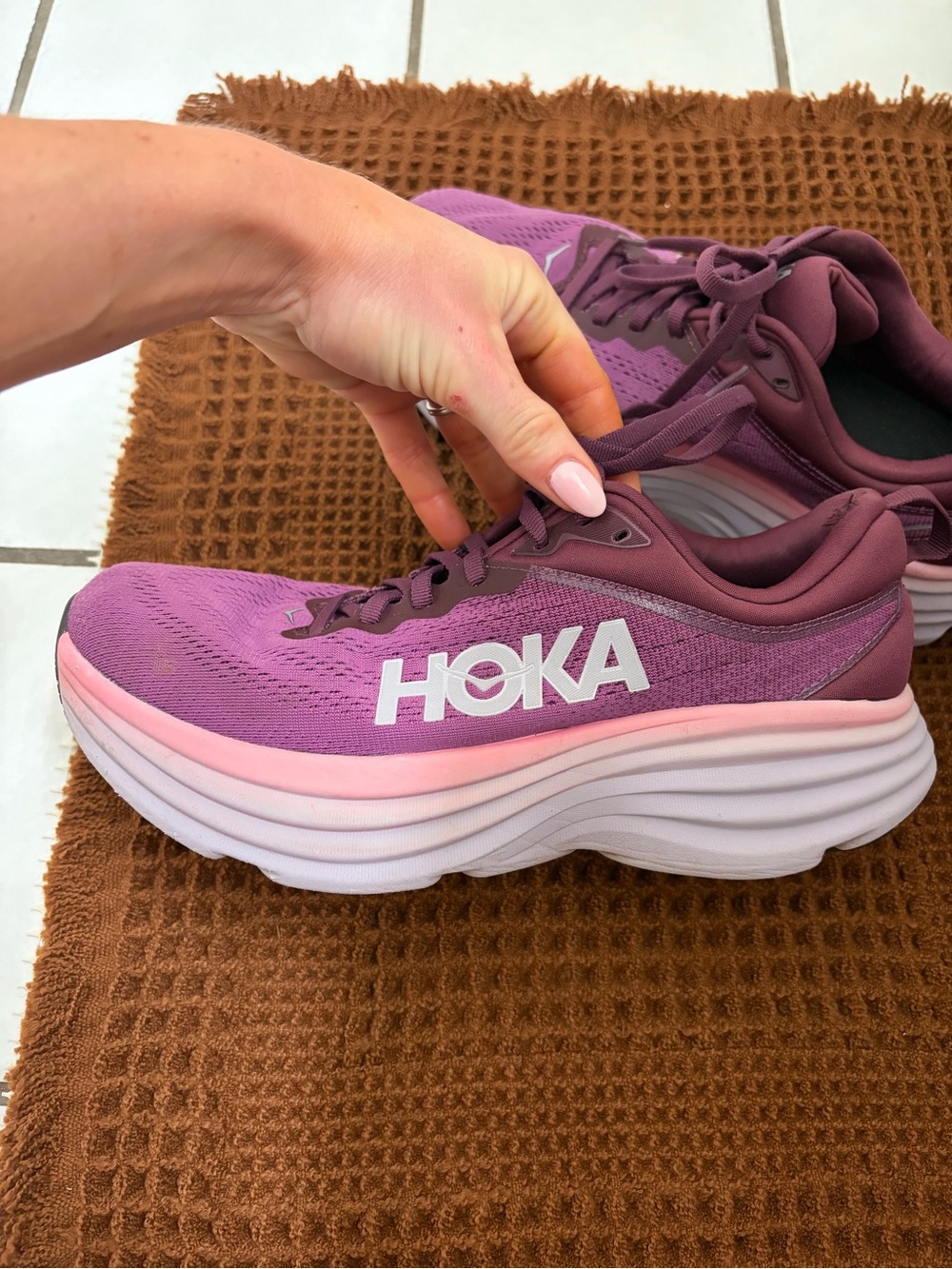 HOKA bondi 8 women’s size 9 - Picture 2 of 6